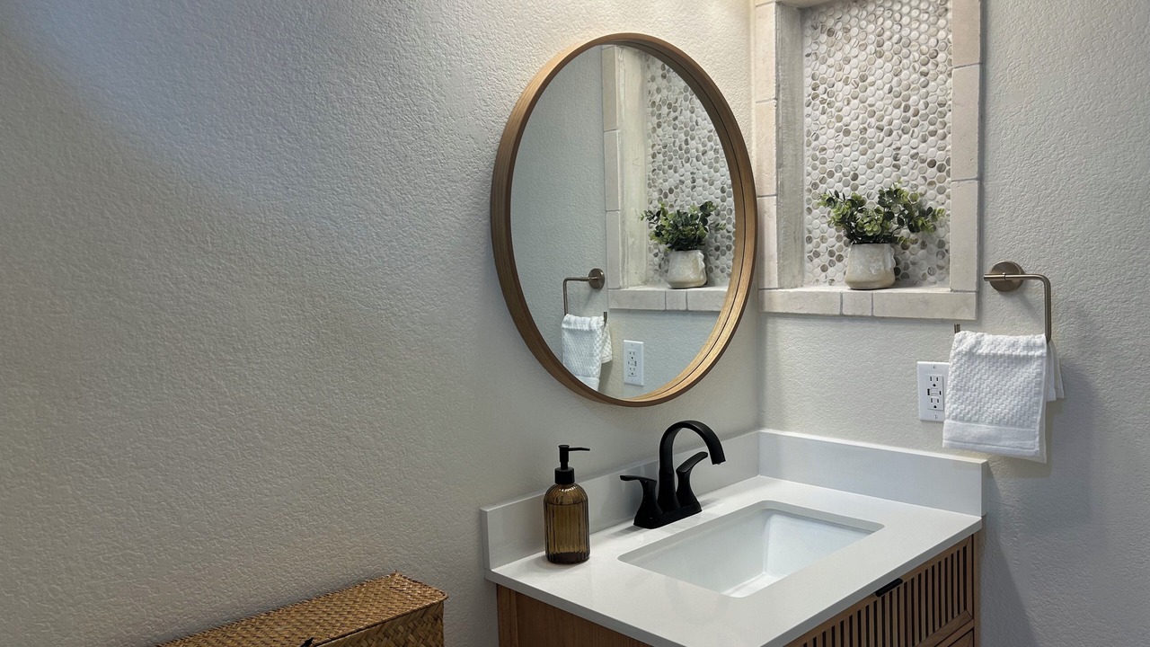 Photo of Bathroom in Adobe Highlands