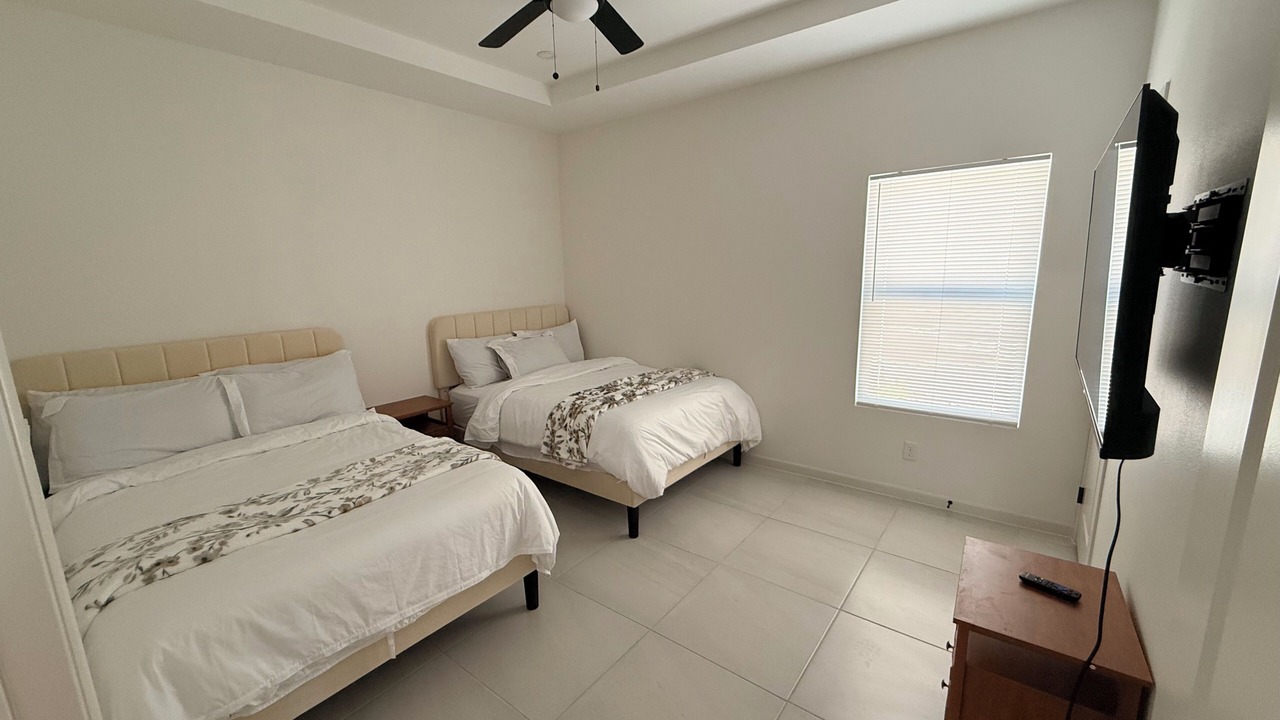 Photo of Bedroom in Edinburg