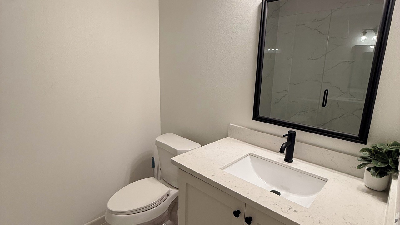 Photo of Bathroom in Edinburg