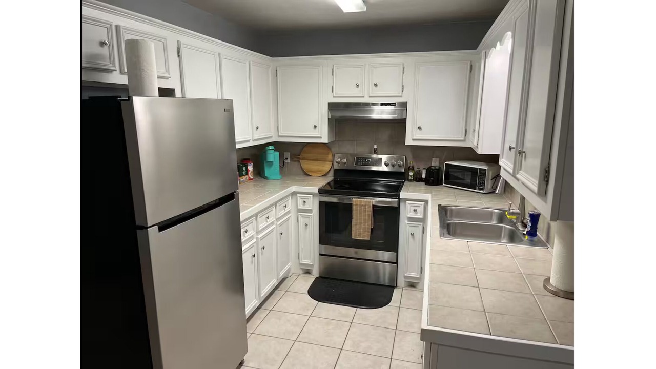 Photo of Kitchen in Edinburg