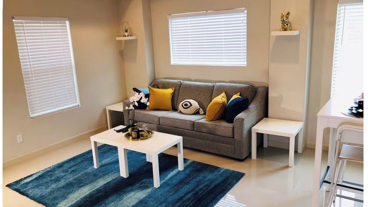 Photo of Livingroom in Edinburg