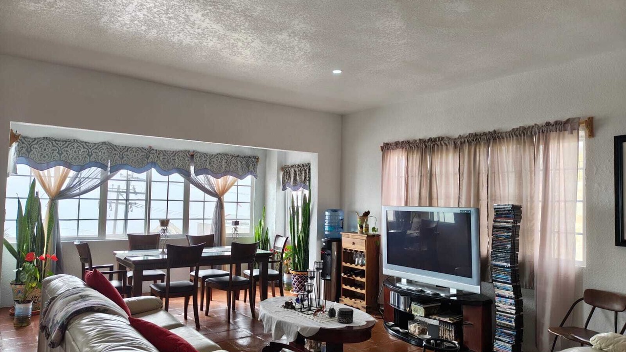Photo of Livingroom in La Fonda