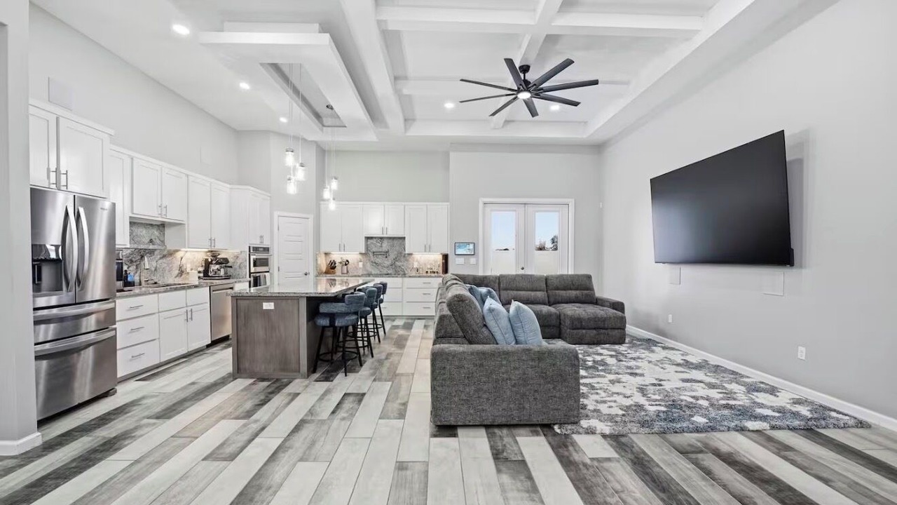 Photo of Livingroom in Edinburg