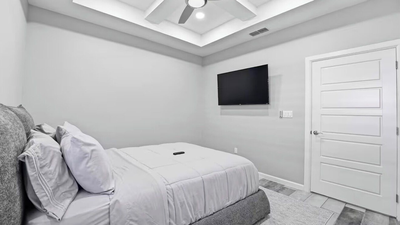 Photo of Bedroom in Edinburg