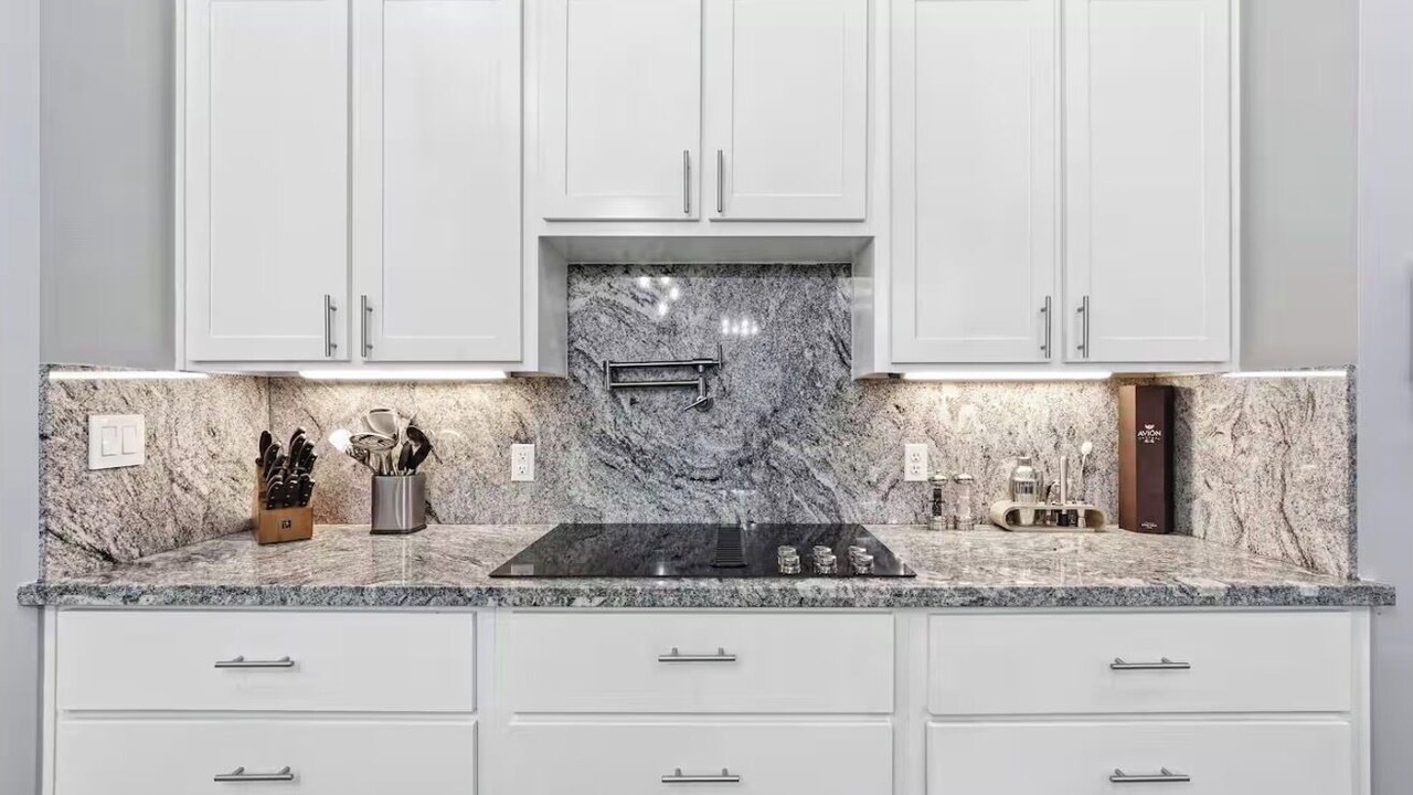 Photo of Kitchen in Edinburg