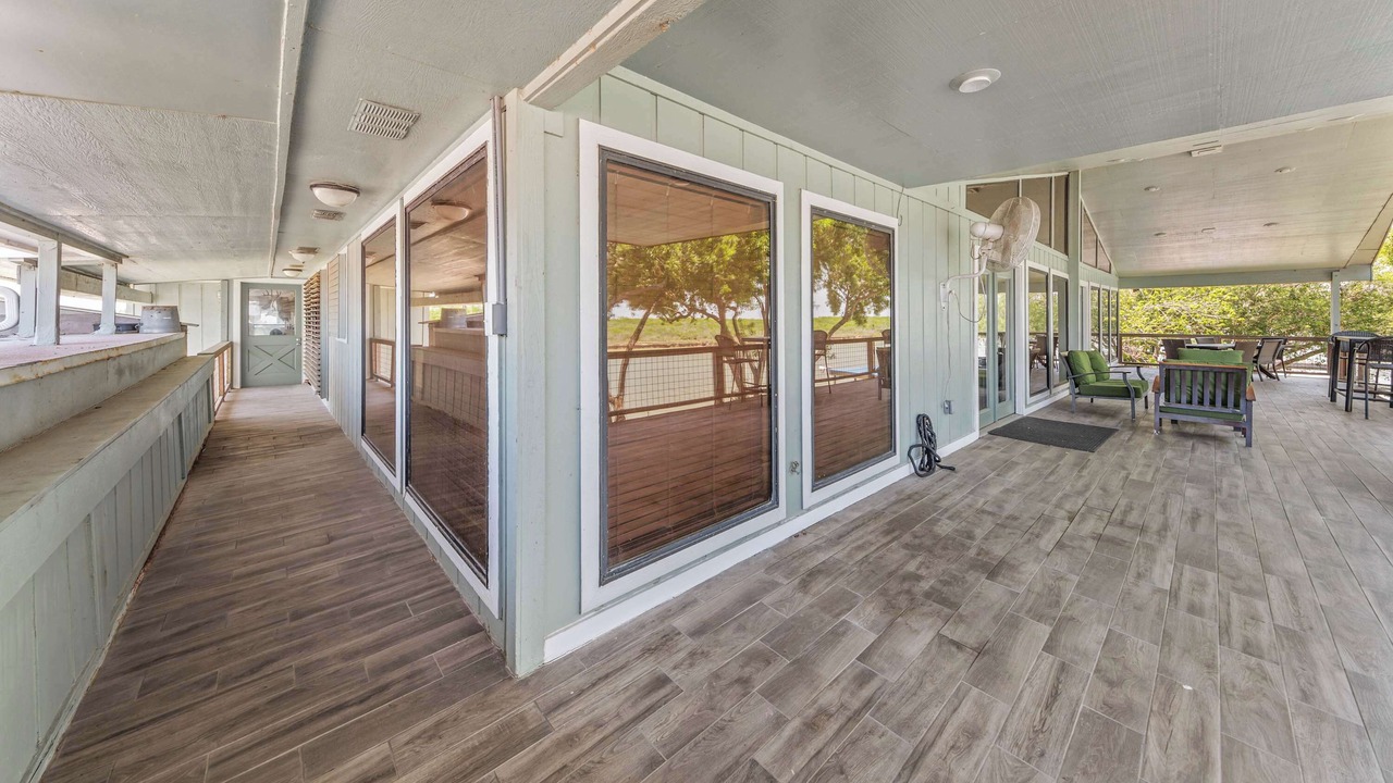 Photo of Patio Balcony in Arroyo City