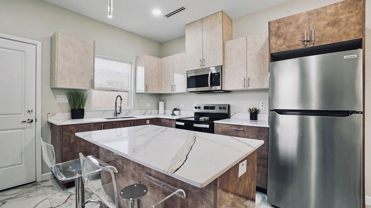 Photo of Kitchen in Edinburg