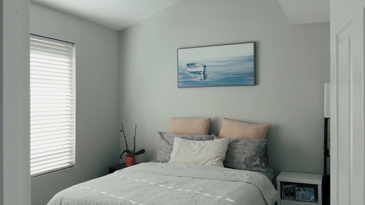 Photo of Bedroom in Paradise Valley Village