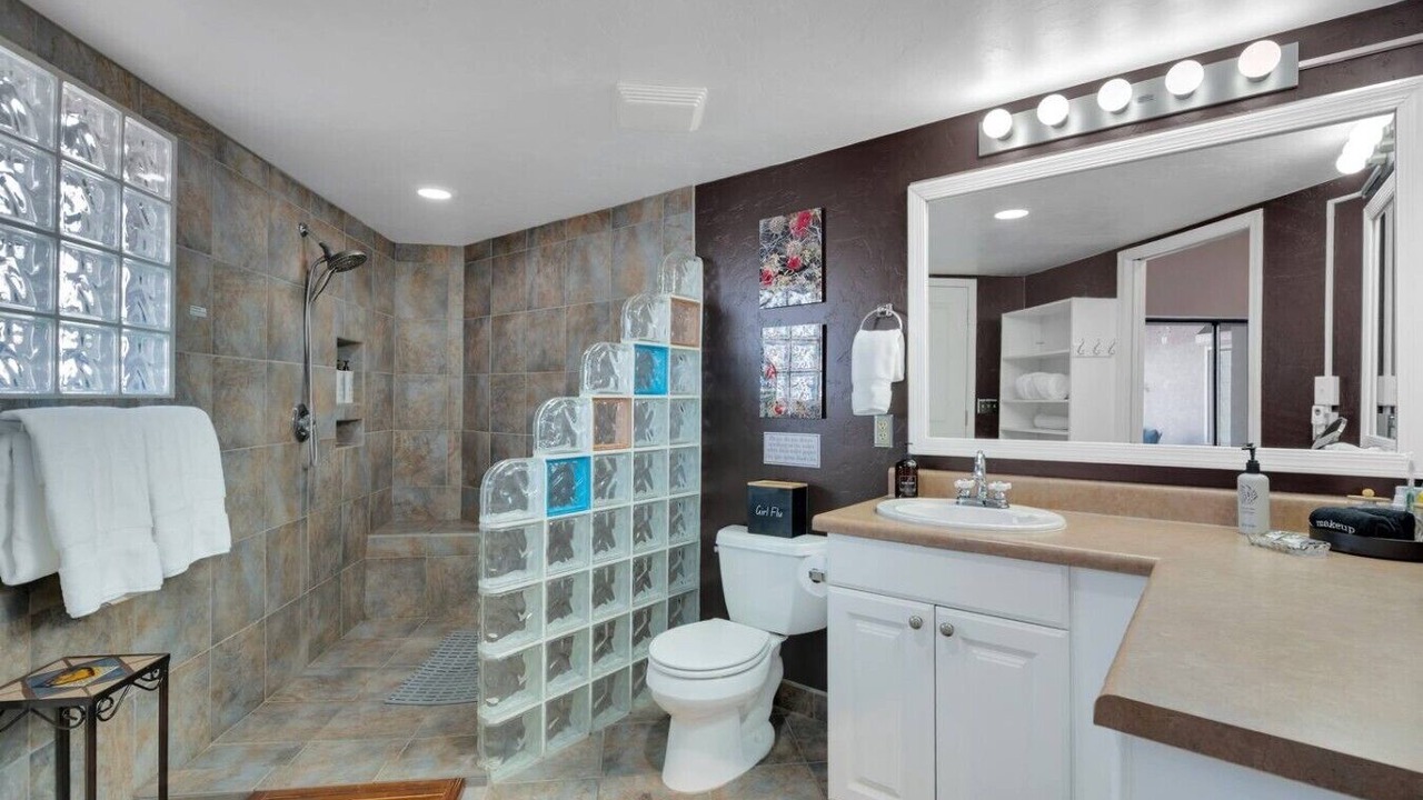 Photo of Bathroom in Tortolita