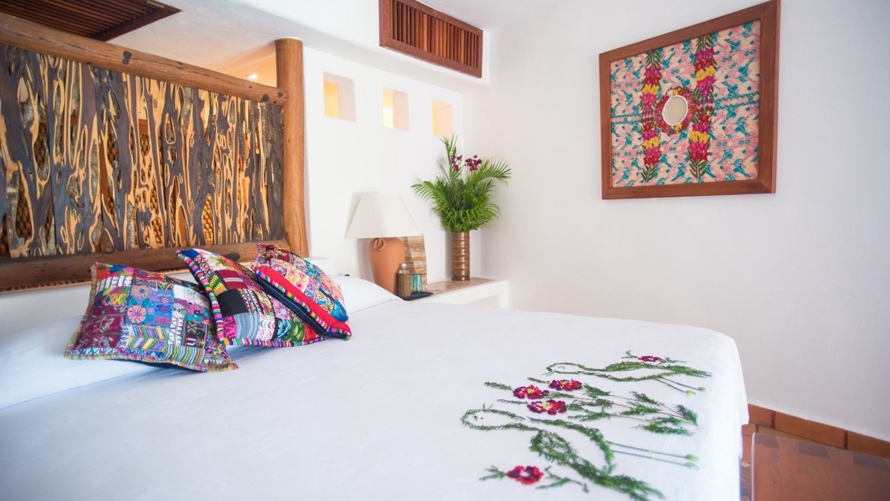 Photo of Bedroom in Zihuatanejo