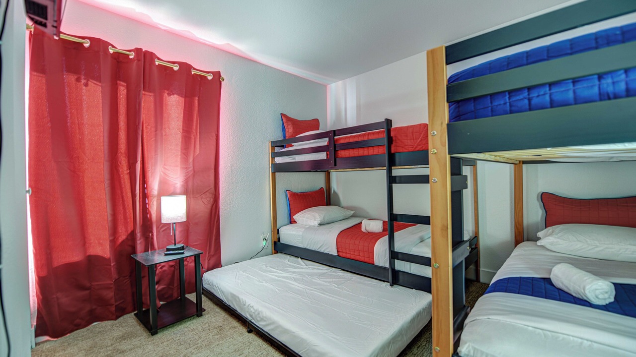 Photo of Bedroom in Mesa Grande