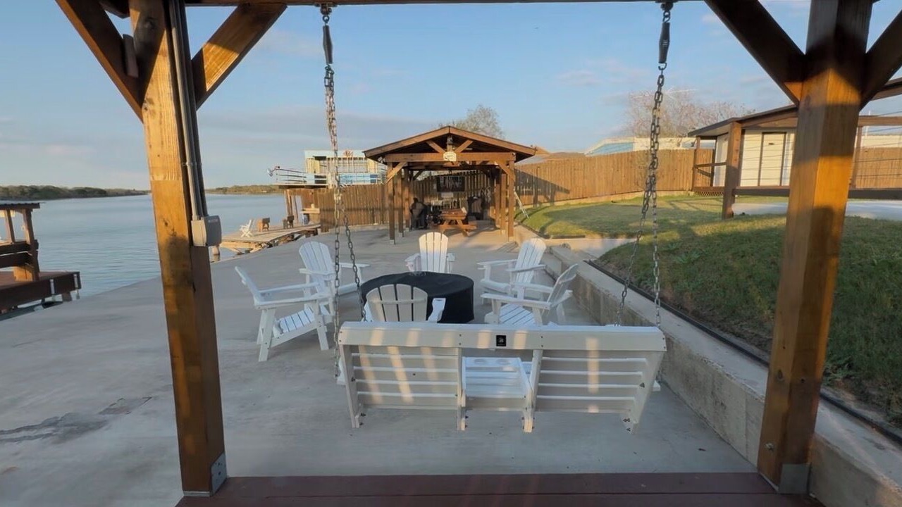 Photo of Patio Balcony in Arroyo City