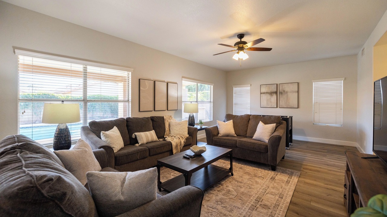 Photo of Livingroom in Val Vista