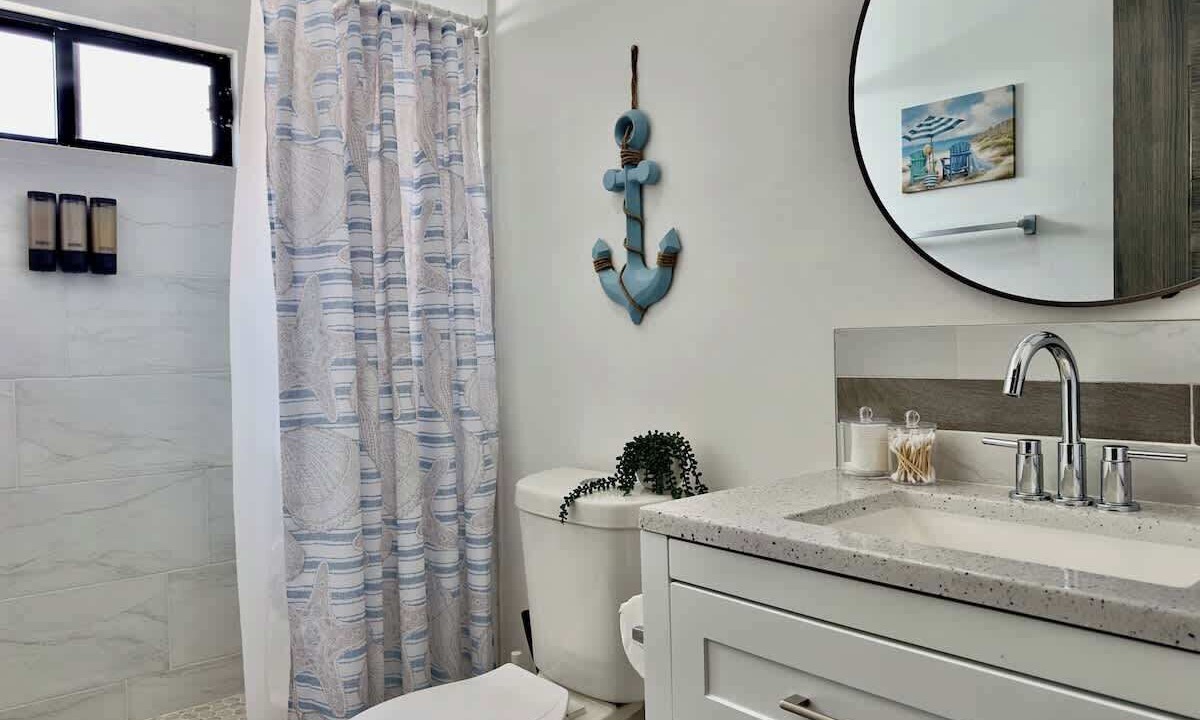 Photo of Bathroom in La Joya
