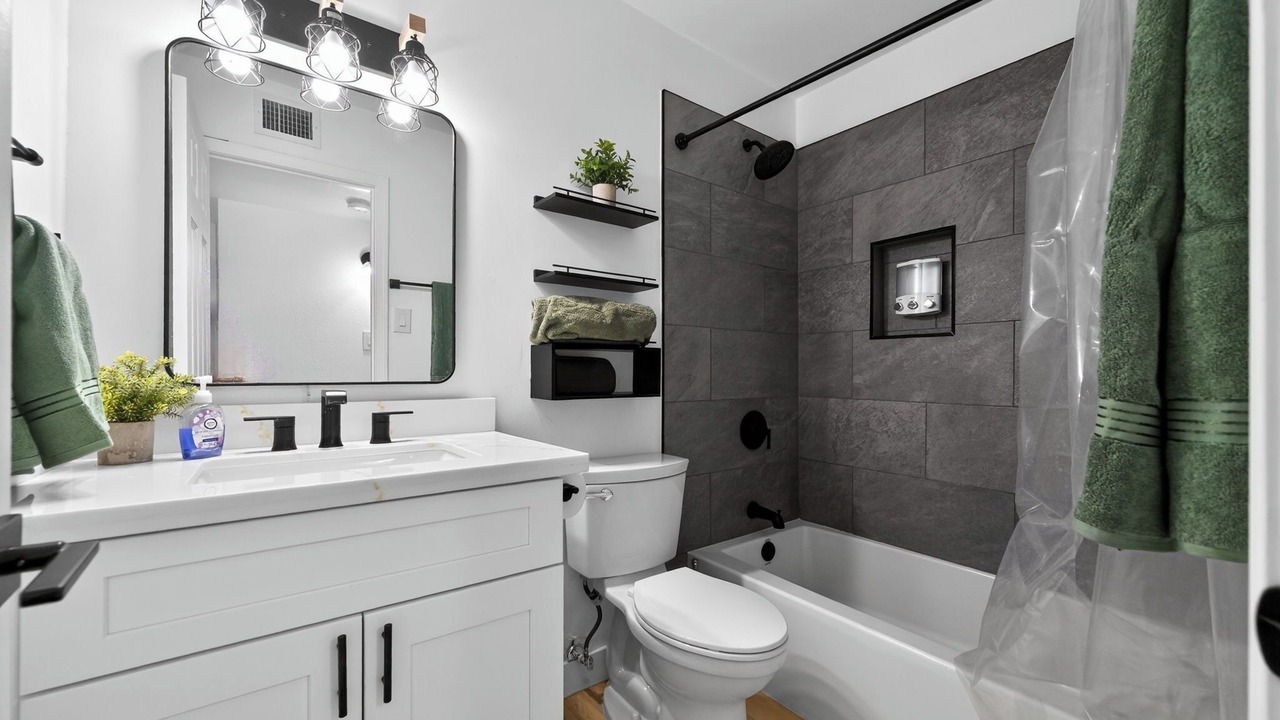 Photo of Bathroom in Papago Parkway