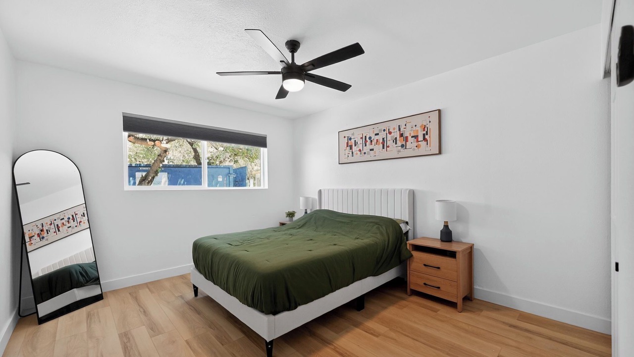 Photo of Bedroom in Papago Parkway