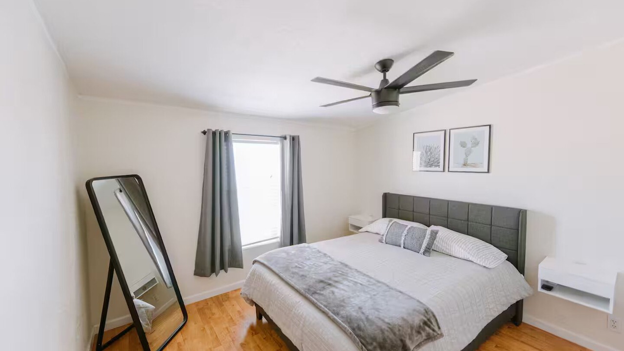 Photo of Bedroom in Desert Hills