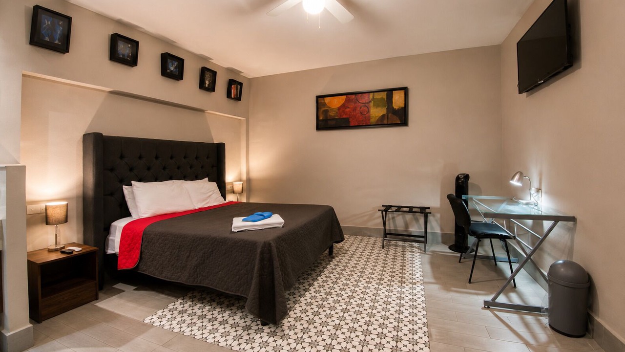Photo of Bedroom in Monterrey Antiguo