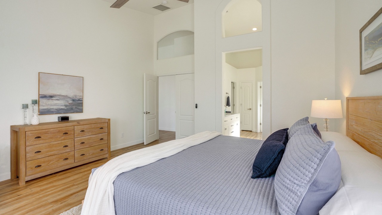 Photo of Bedroom in Arrowhead Lakes