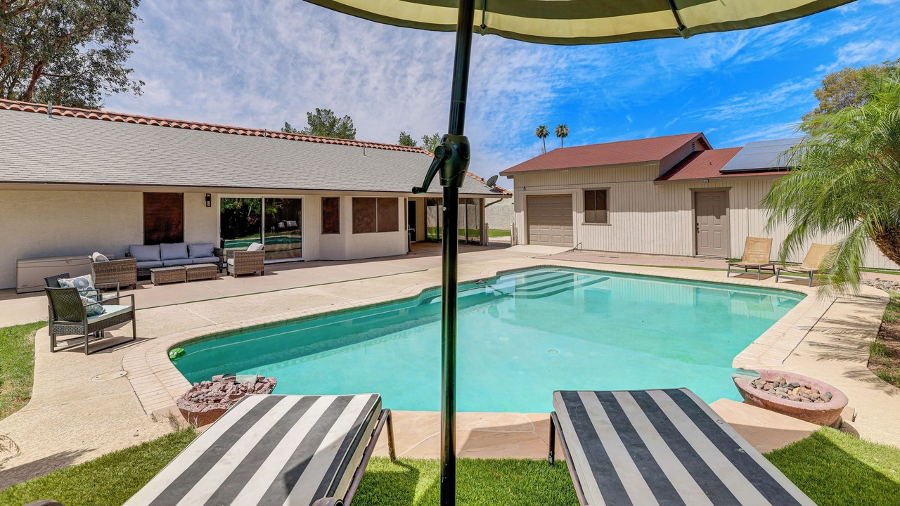 Photo of Outdoor in Avondale
