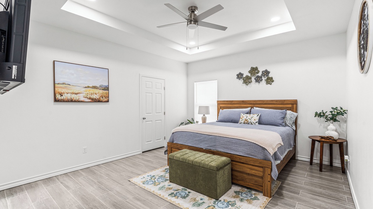 Photo of Bedroom in Edinburg