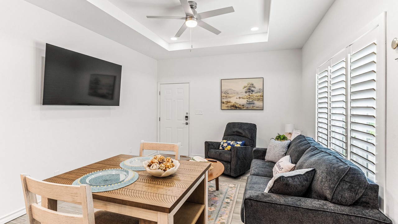 Photo of Livingroom in Edinburg