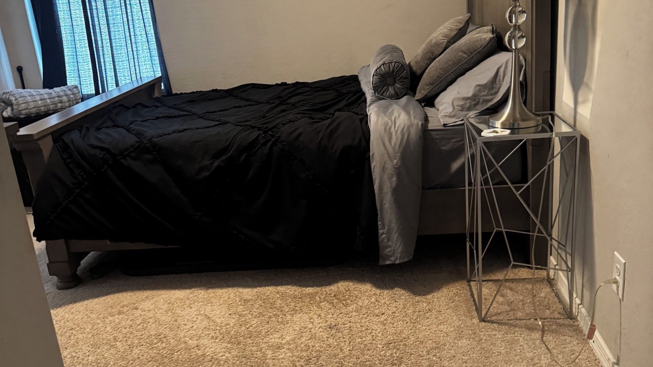 Photo of Bedroom in Glendale