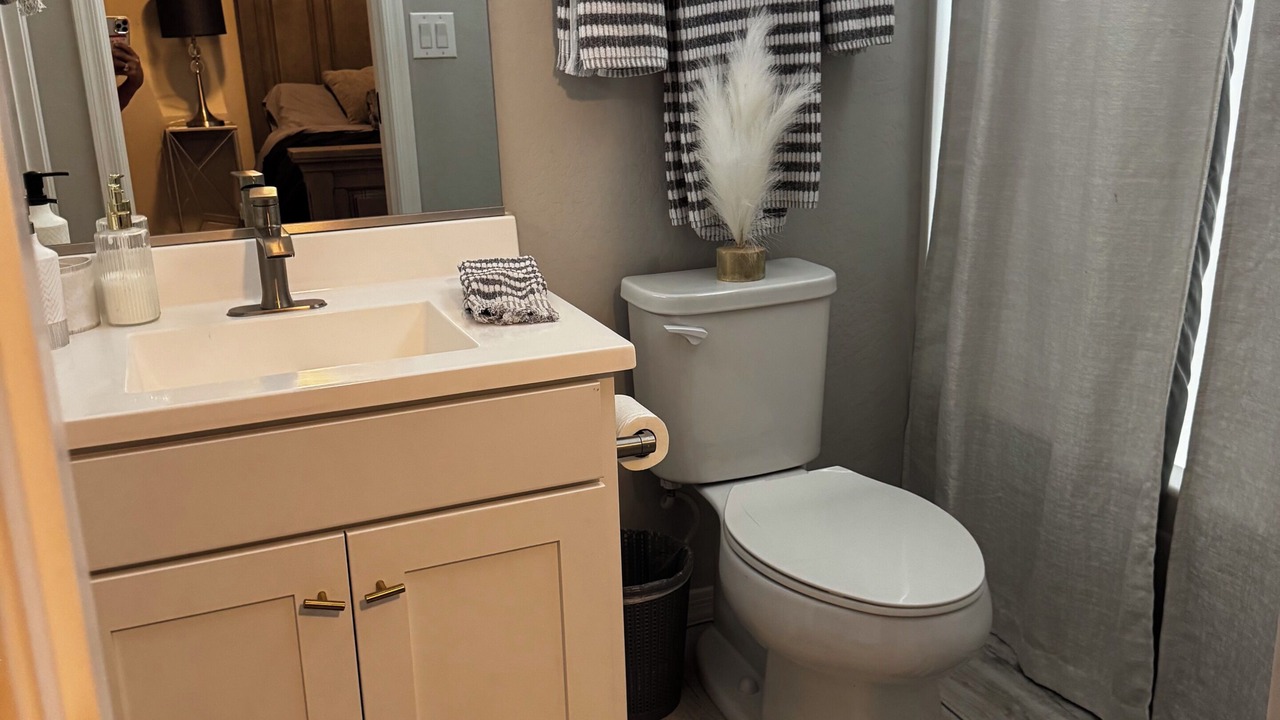 Photo of Bathroom in Glendale