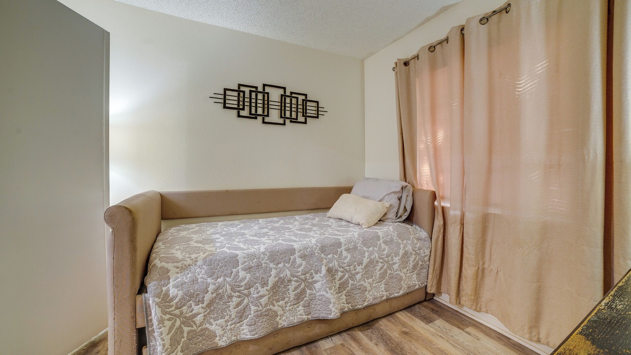 Photo of Bedroom in Moreno Valley
