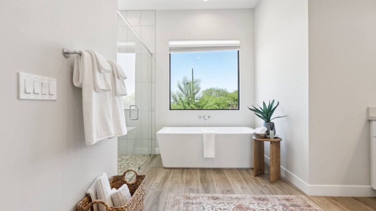 Photo of Bathroom in Pinnacle Peak
