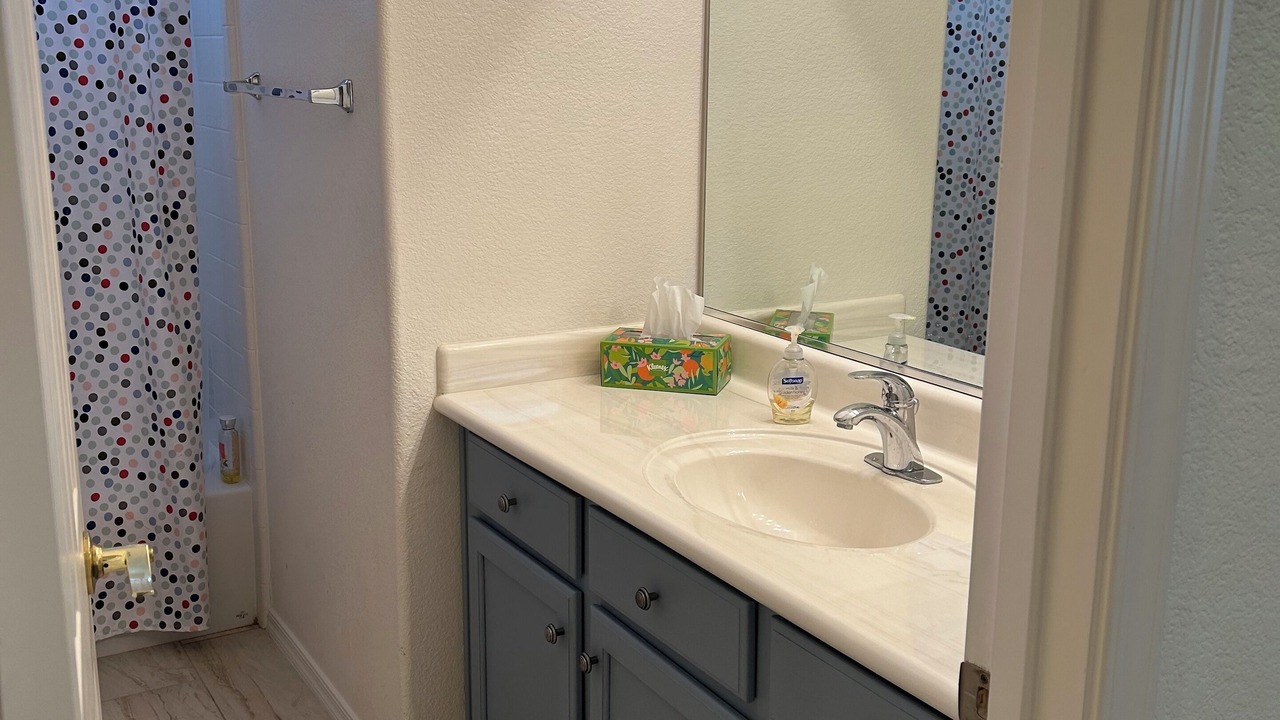 Photo of Bathroom in Oakwood