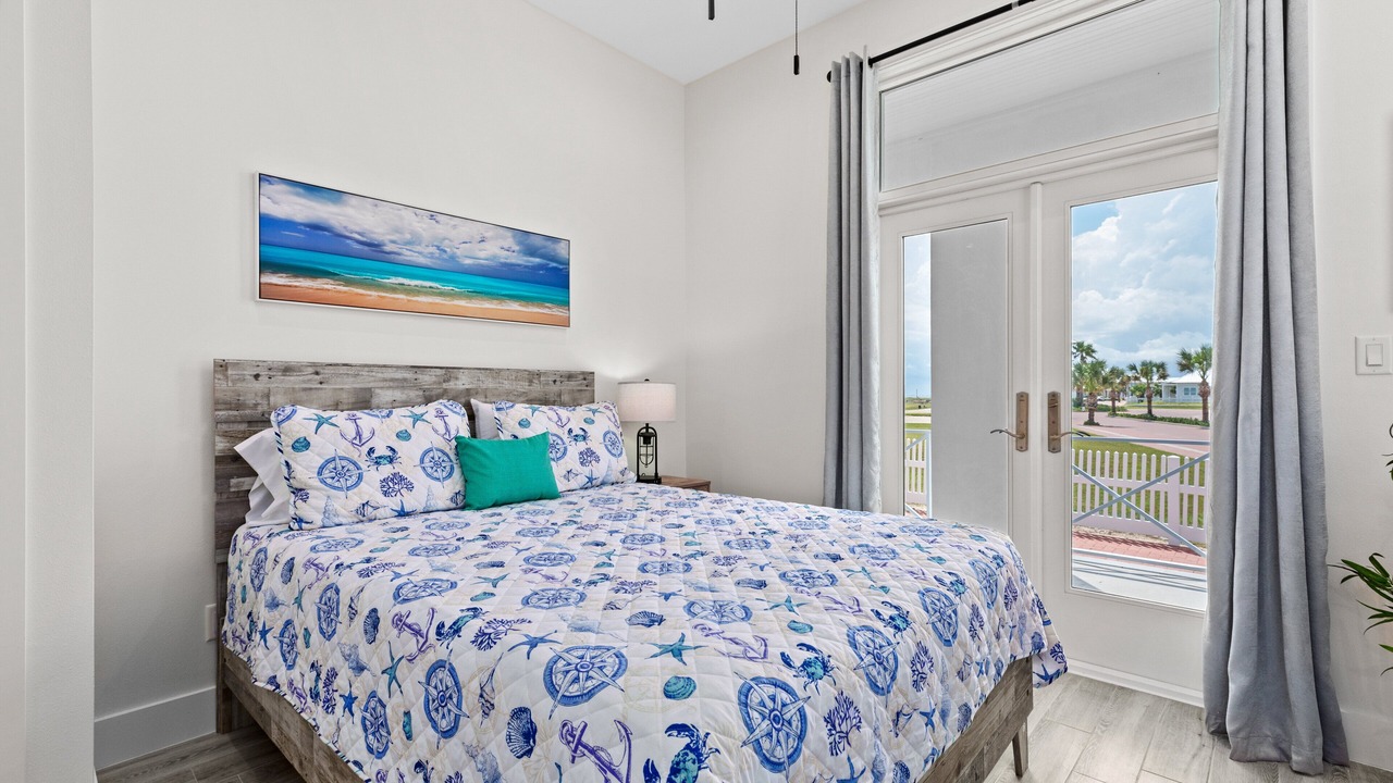Photo of Bedroom in The Shores