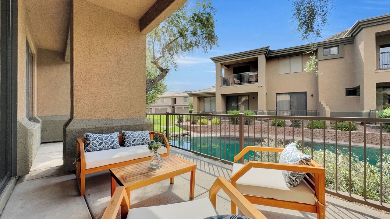 Photo of Patio Balcony in Fox Crossing