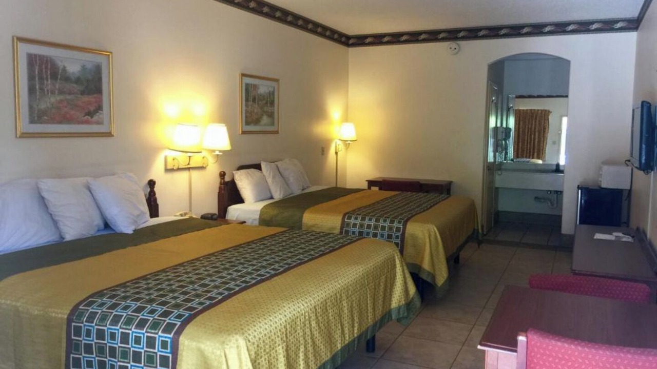 Photo of Bedroom in Edinburg