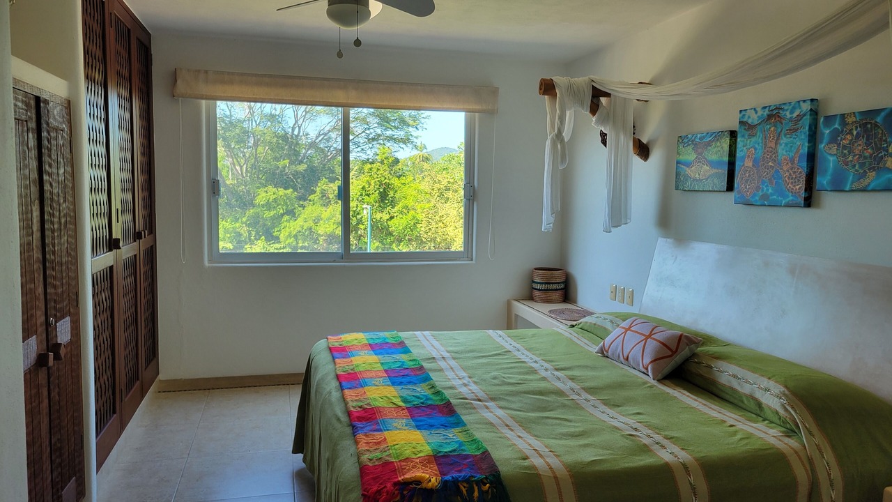 Photo of Bedroom in Zihuatanejo