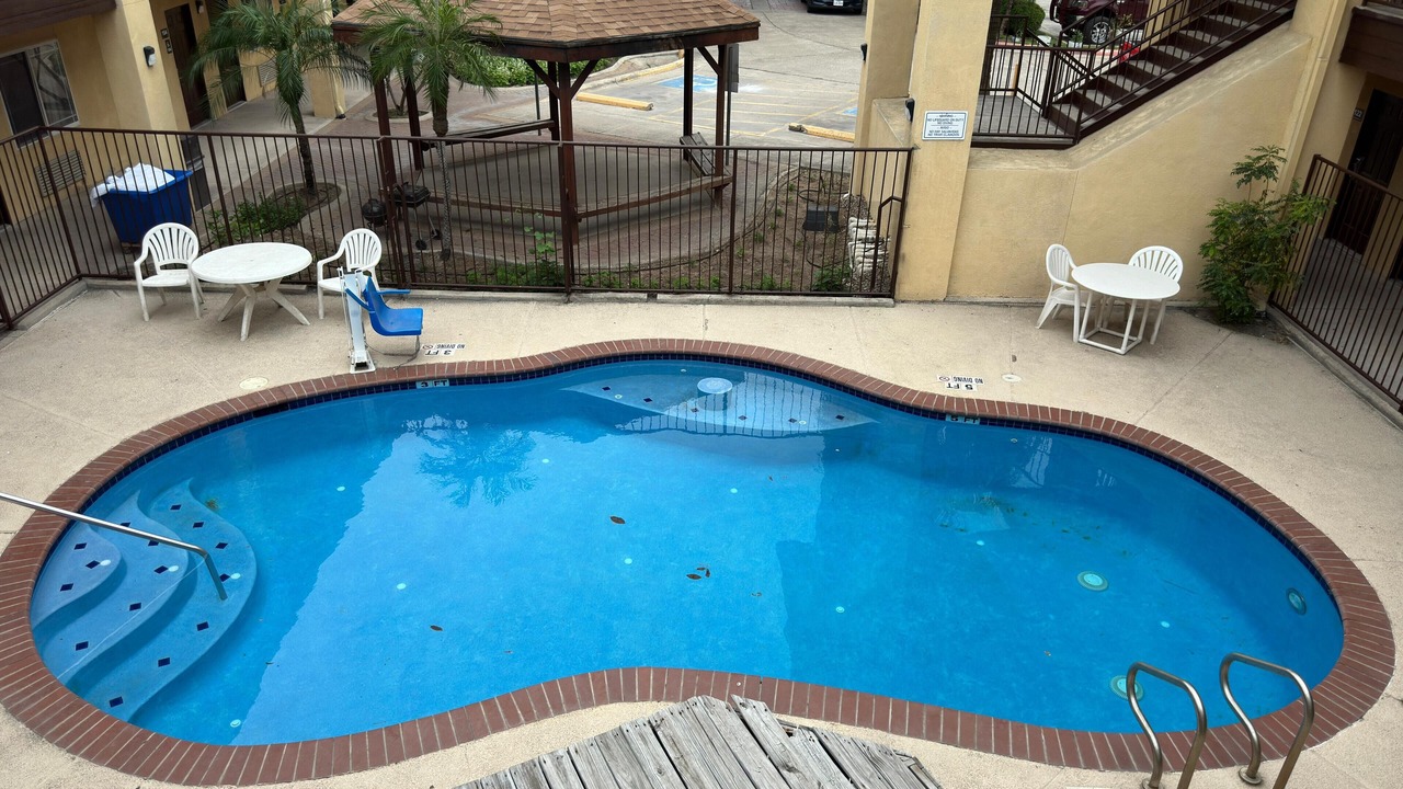 Photo of Outdoor in Edinburg
