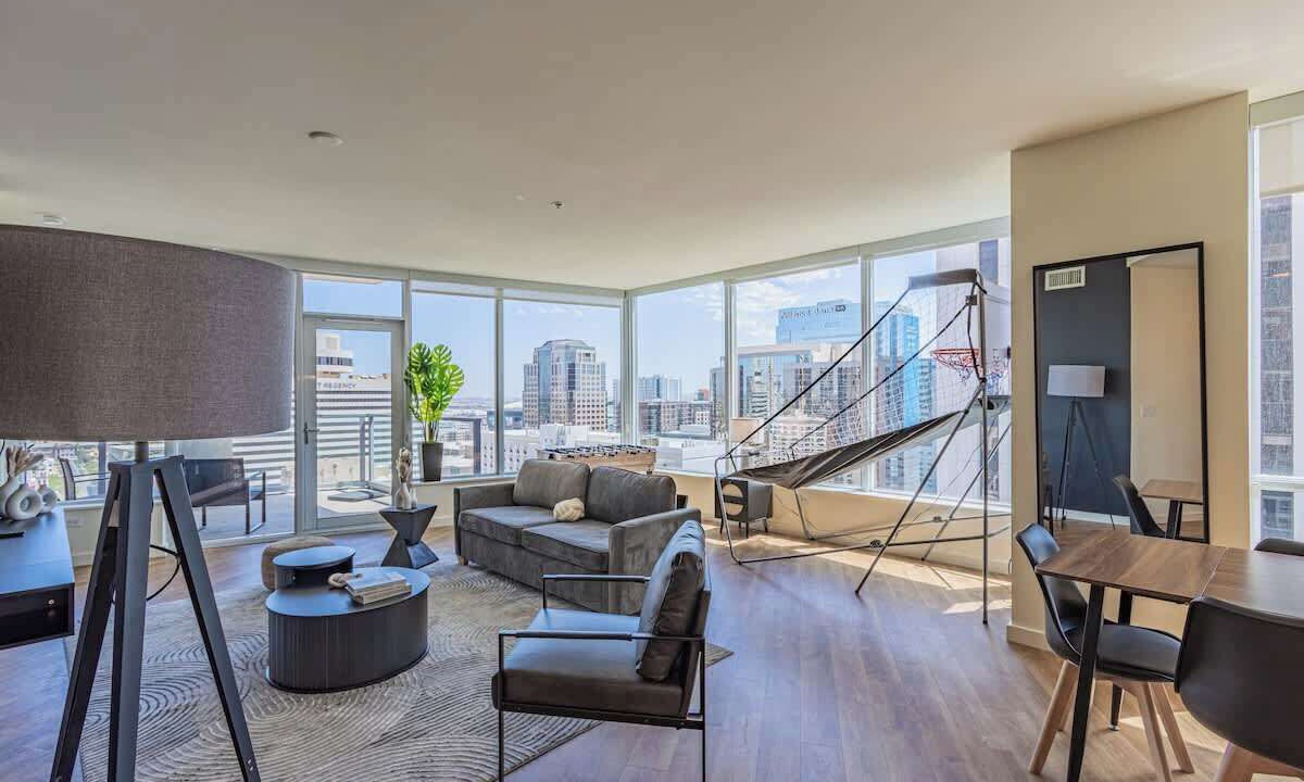 Photo of Livingroom in Downtown Phoenix