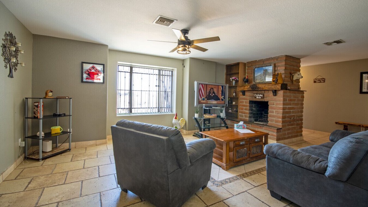 Photo of Livingroom in Marana
