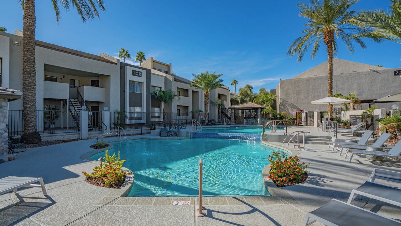 Photo of Outdoor in Cox Heights