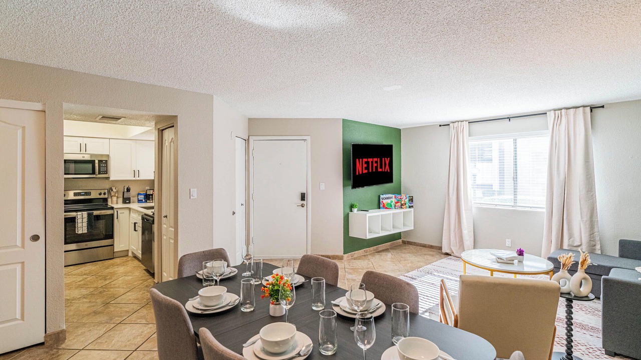 Photo of Livingroom in Cox Heights
