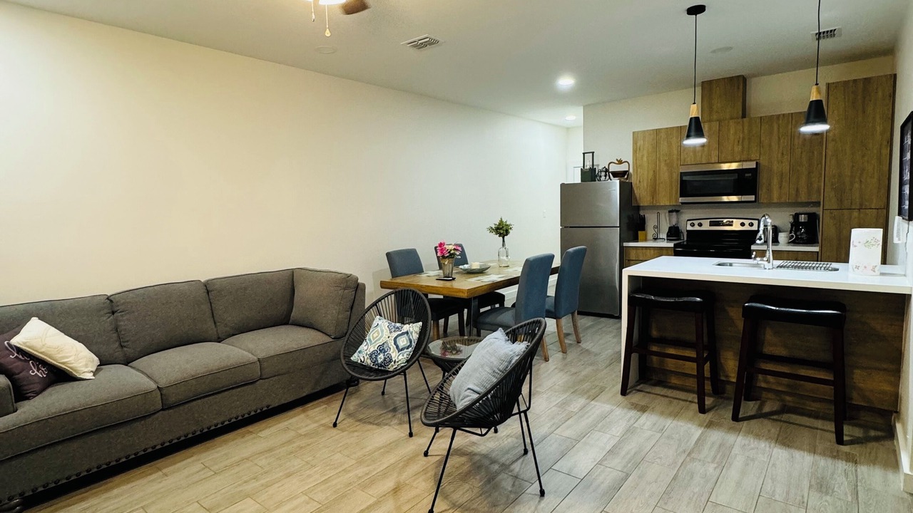 Photo of Livingroom in Pharr