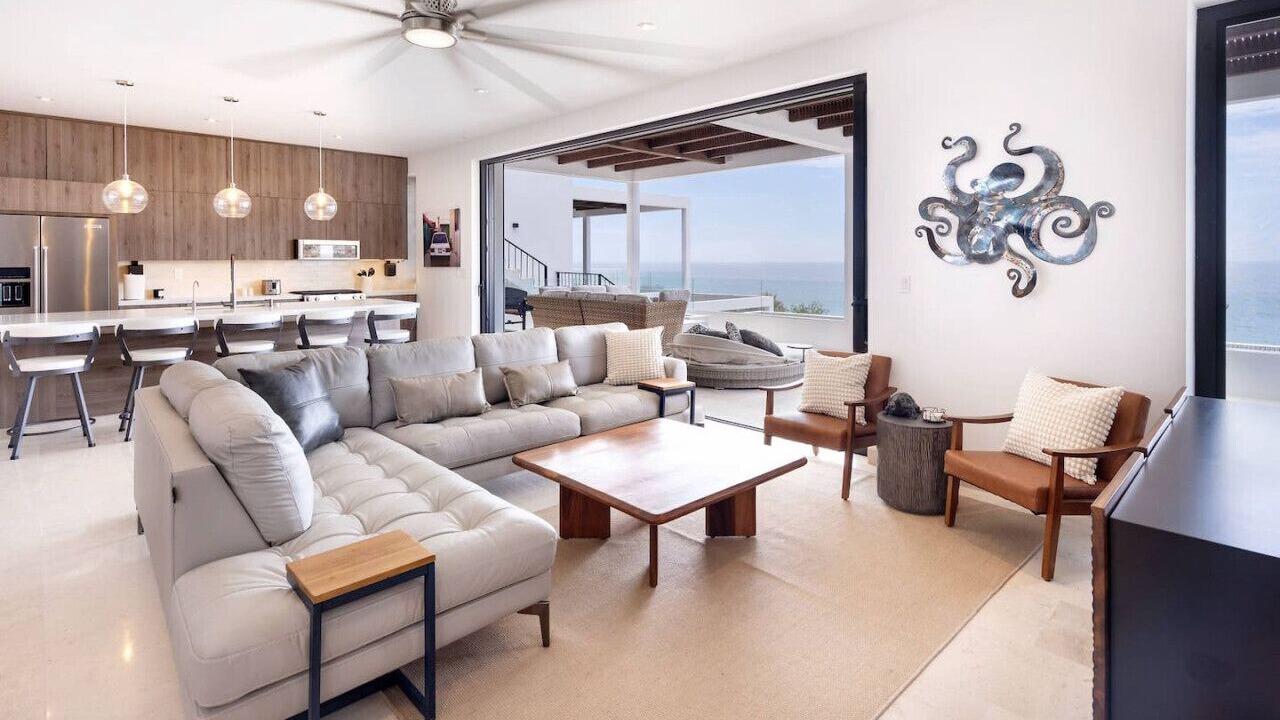 Photo of Livingroom in Cerritos