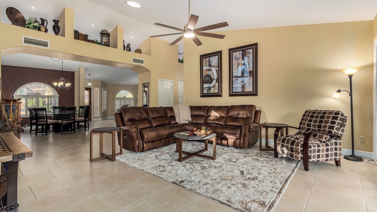 Photo of Livingroom in Westbrook Village