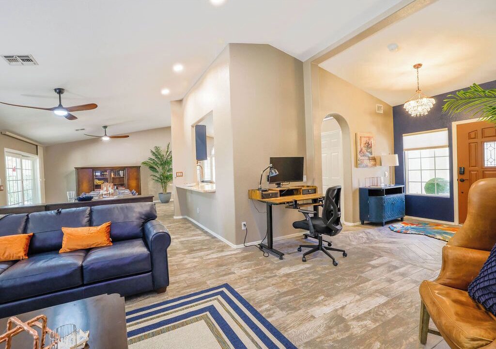 Photo of Livingroom in Oakwood