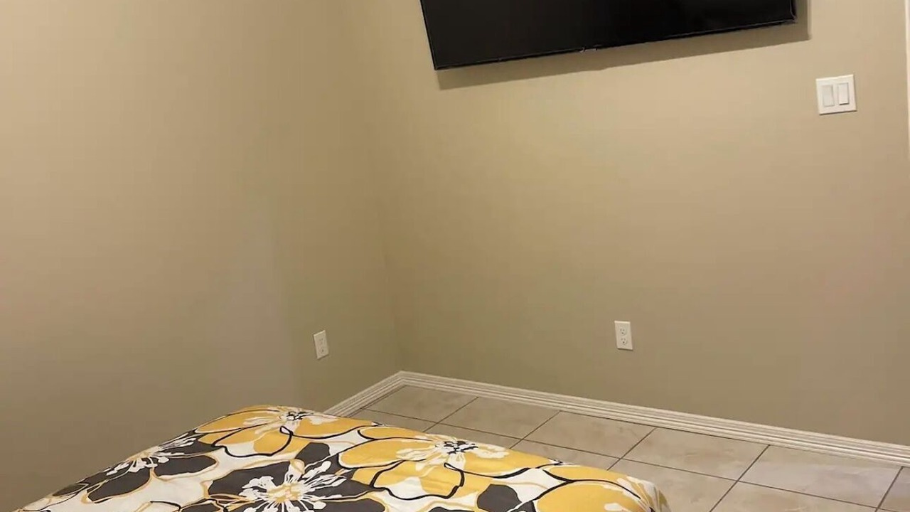 Photo of Bedroom in Edinburg
