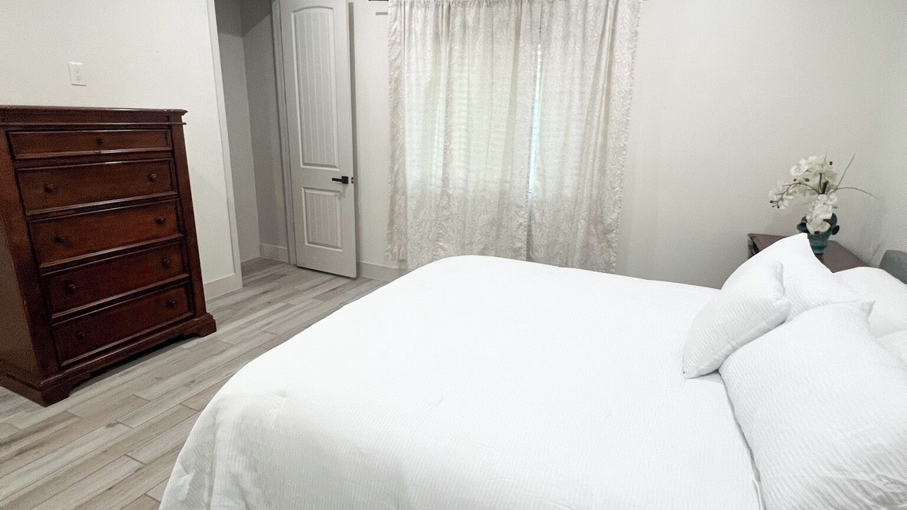 Photo of Bedroom in Glendale