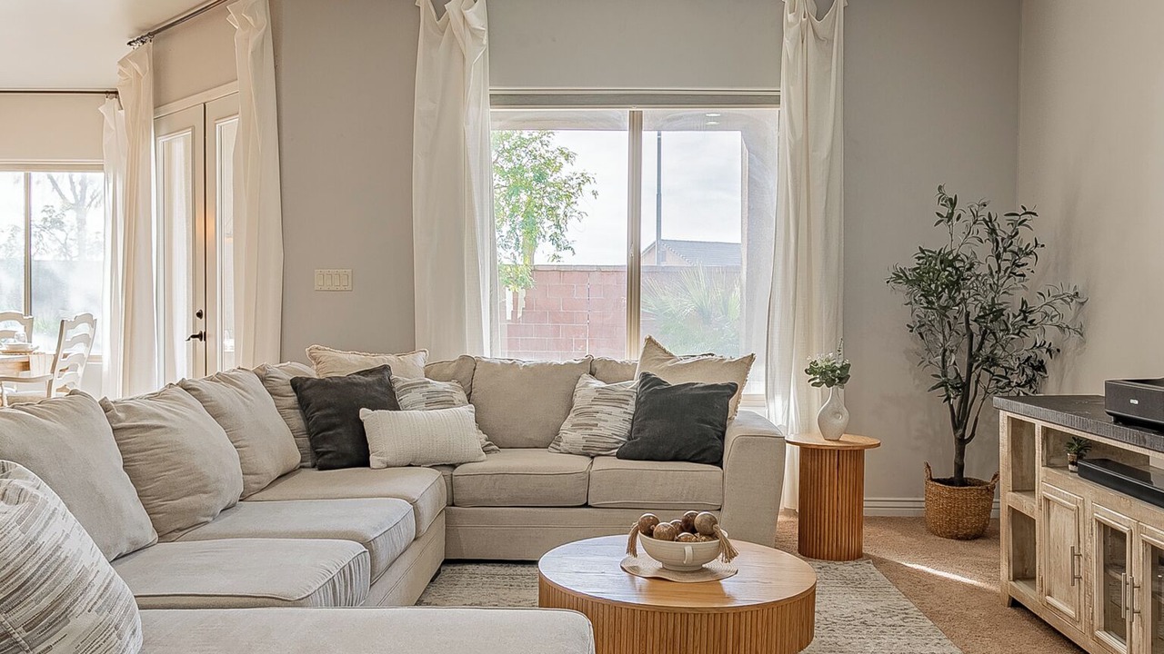 Photo of Livingroom in Yuma
