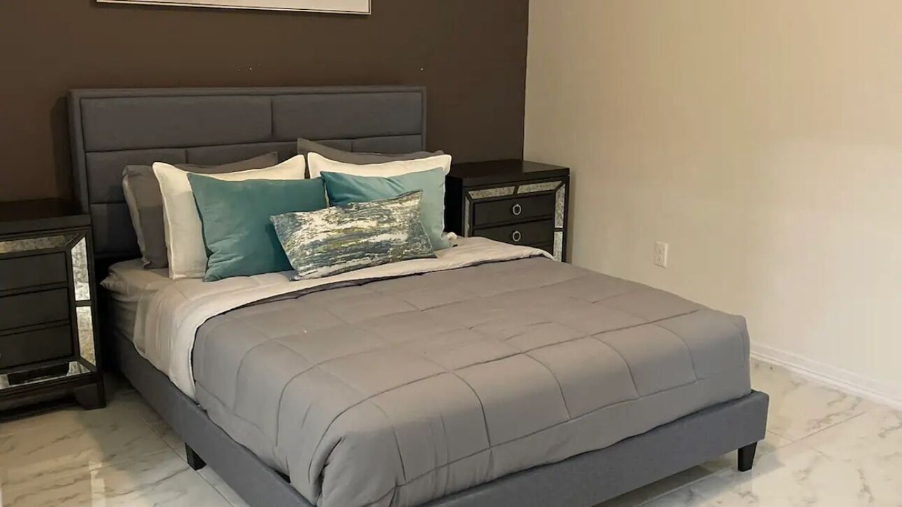 Photo of Bedroom in Edinburg