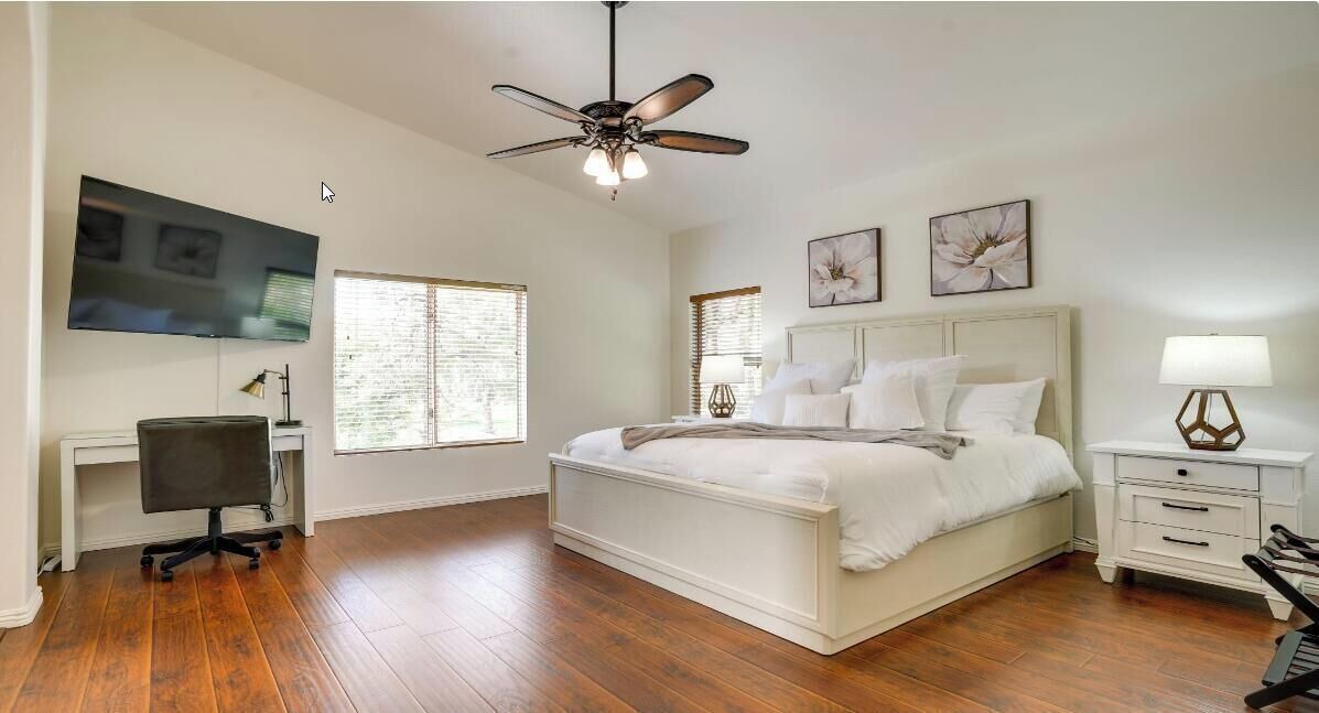Photo of Bedroom in Garden Lakes