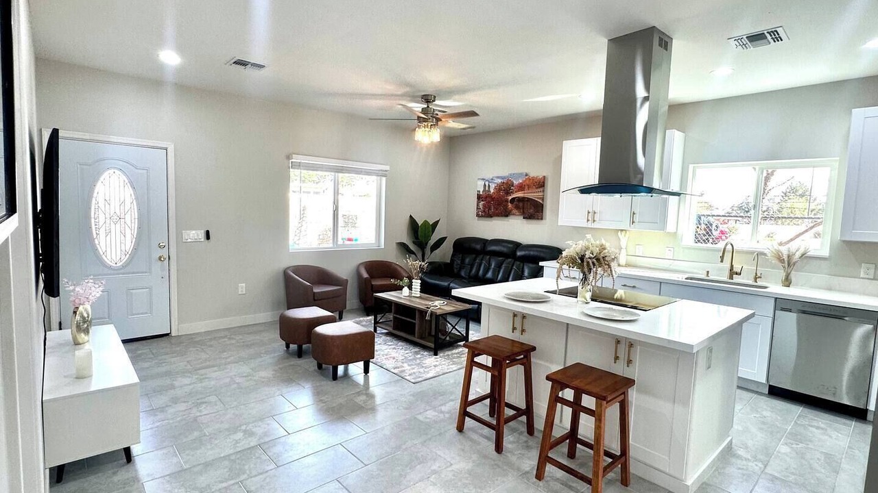 Photo of Livingroom in Dobson Ranch